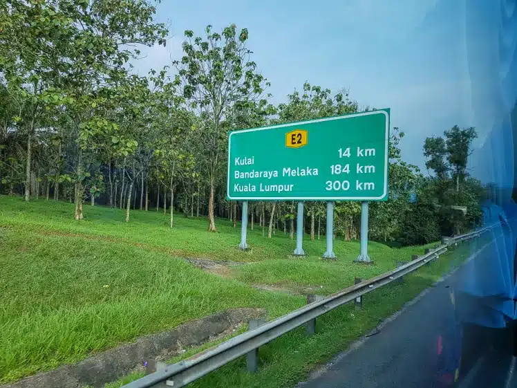 Beritahu Pergi KL, Suami Kantoi Di Hatyai Akibat Terhantar ‘Live Location’ Salah