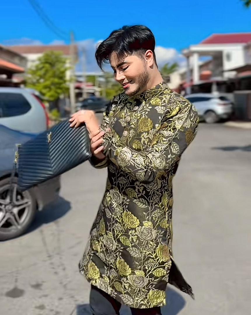 Prince Syed Jilat Lantai Ketika Live, Dah Macam Kena Sihir