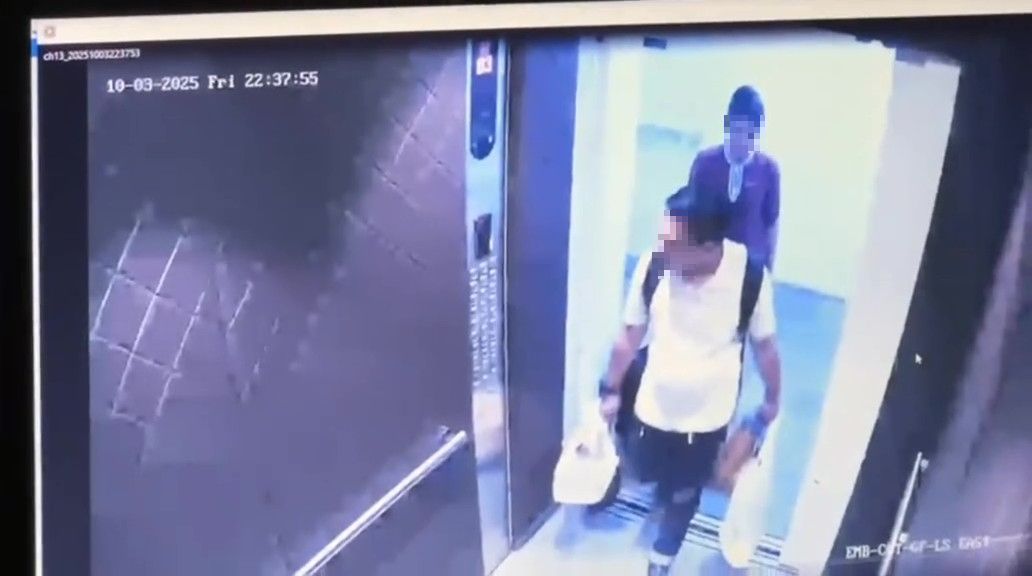 Pramugari Kucup Dada Pengarah Syarikat Penerbangan, Isteri ‘Spill’ CCTV Lif