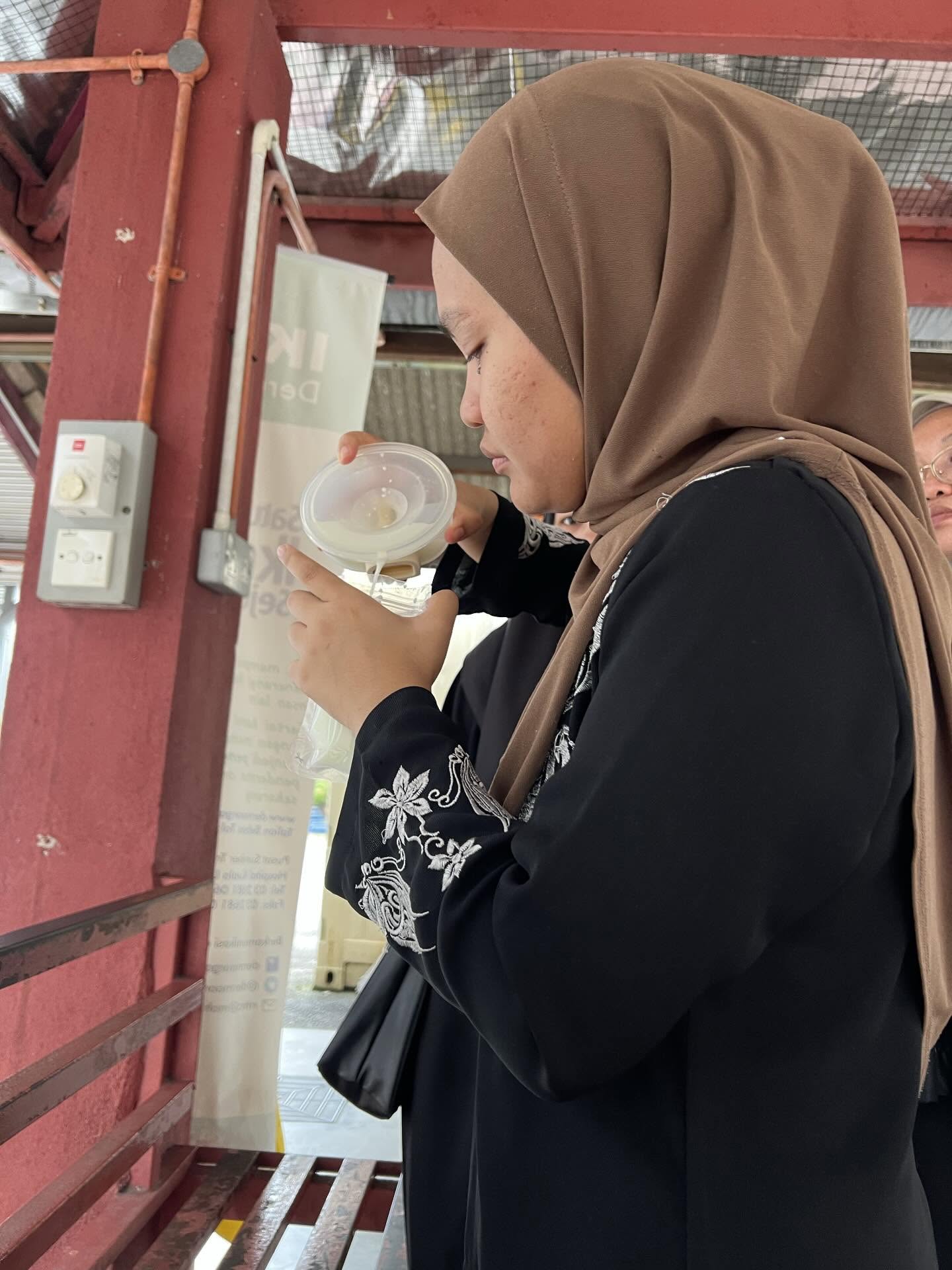 “Anak Aku Dah Sejuk” – Tangisan Ibu Ambil Tubuh Kaku Anak Dari Rumah Pengasuh