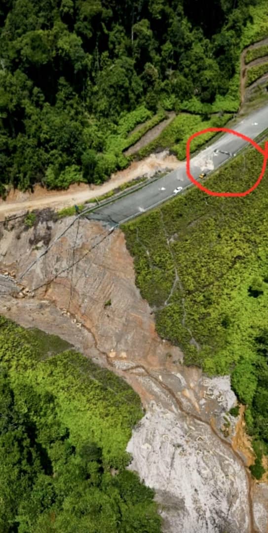 Lalu Jalan Ditutup, MPV Terhumban Dalam Gaung, Bakal Pengantin Meninggal Dunia