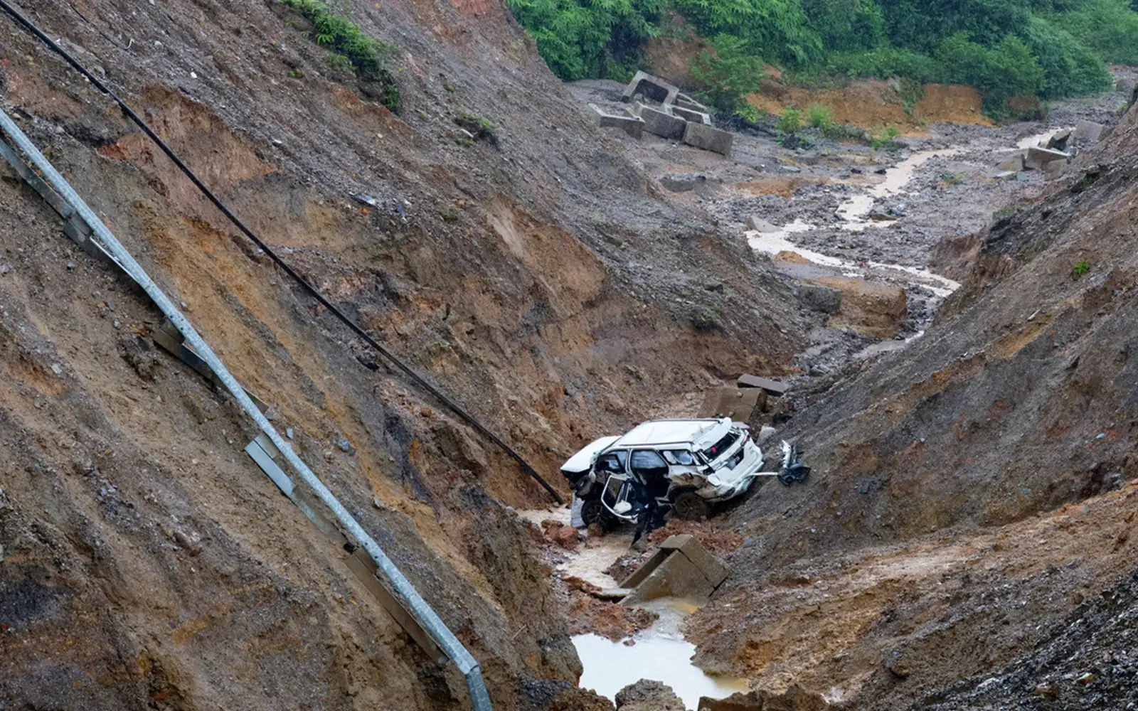 Sepatutnya Tunang 20 Disember, Hasrat Memakai Busana Hitam Tidak Kesampaian