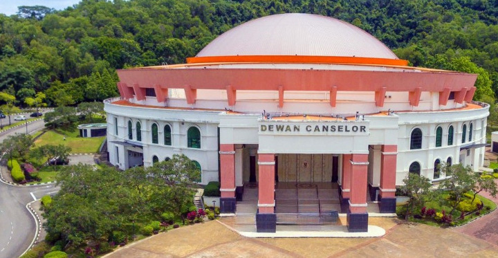 Pelajar UMS Ditemui Terbaring, Meninggal Dunia Di Pentas Dewan Canselor