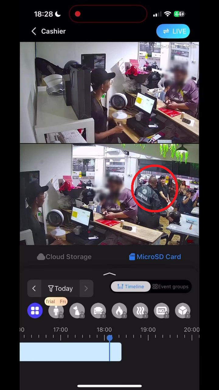 “Kau Halau Aku? Kurang Ajar!” Tuan Kedai Minta Pindah Meja, Food Rider Meradang