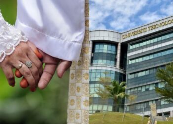 Pelancong Kesal Diminta RM1K Kerana Motor Sewa Kotor, Peniaga Dedahkan Kerosakan