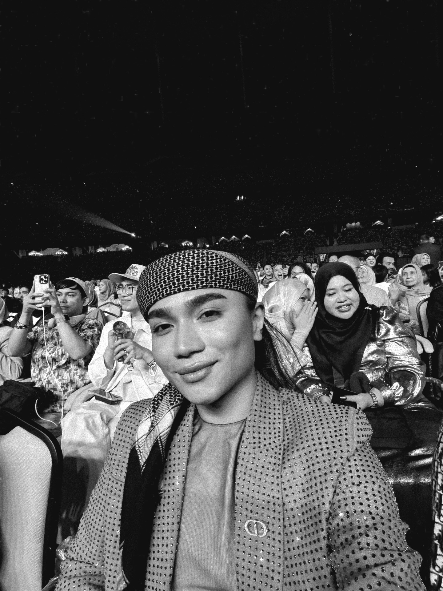 Lama Berdiam, Ojen Aiwah Bakal Saman Tareq Fit – “Kerakyatan Kau Akan Ditarik”