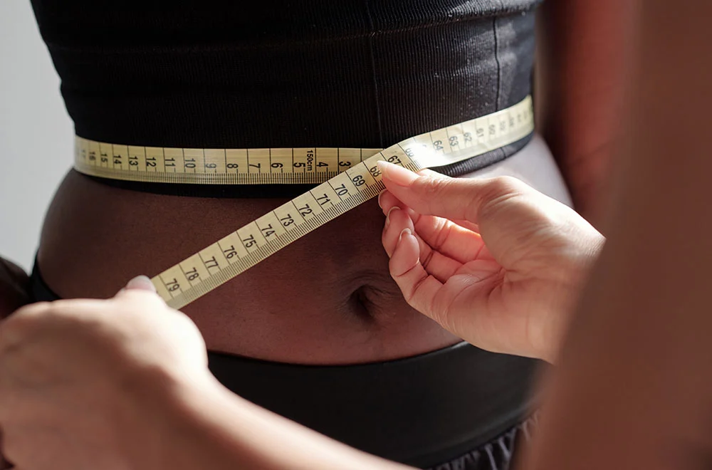 Wanita Dipaksa Langgan Pakej Kuruskan Badan, Tubuh Dikritik 4 Staf Dalam Bilik