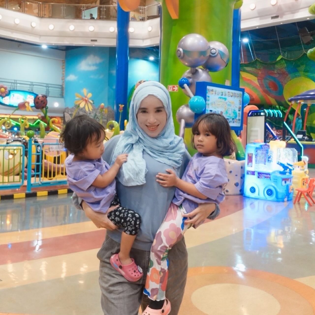 Penat Hadapi Isu Dengan Bekas Suami, Nurin Telan 30 Biji Pil, Kini Di Zon Merah