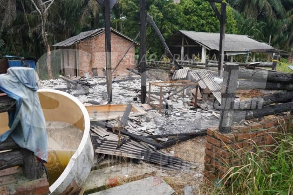 Hilang 3 Bulan Lalu, Rangka Bekas Isteri & 4 Anak Ditemui Di Rumah Hangus Di JB