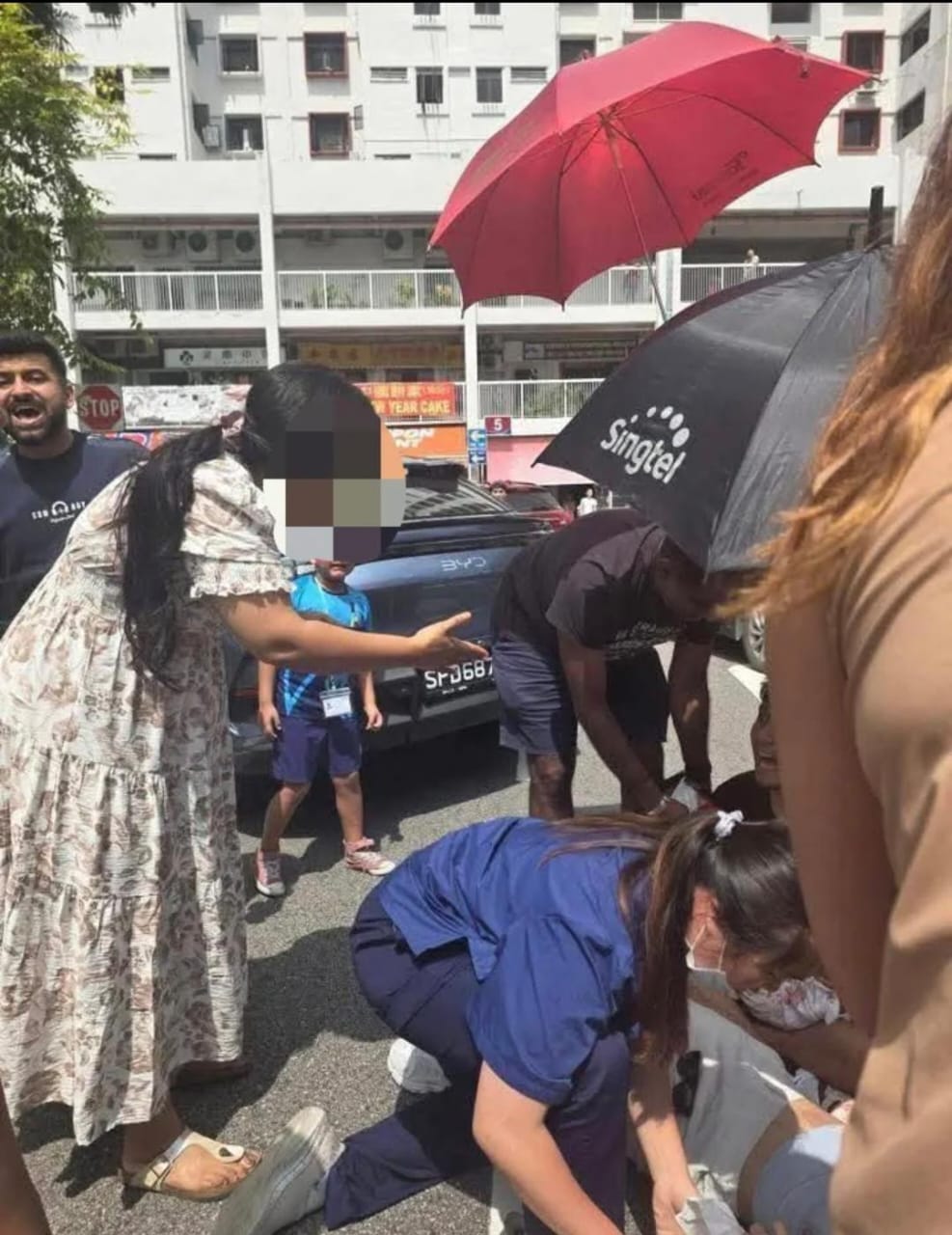 Anak Isteri ‘Dihentam’ Saat Lintas Jalan, Pemandu EV Tinggi Suara, Tiada Empati