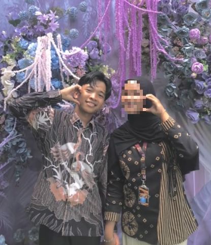 Plot Twist! Rakan Introvert & Fara Rupanya Ada Hubungan Rapat, Tular Video Mesra