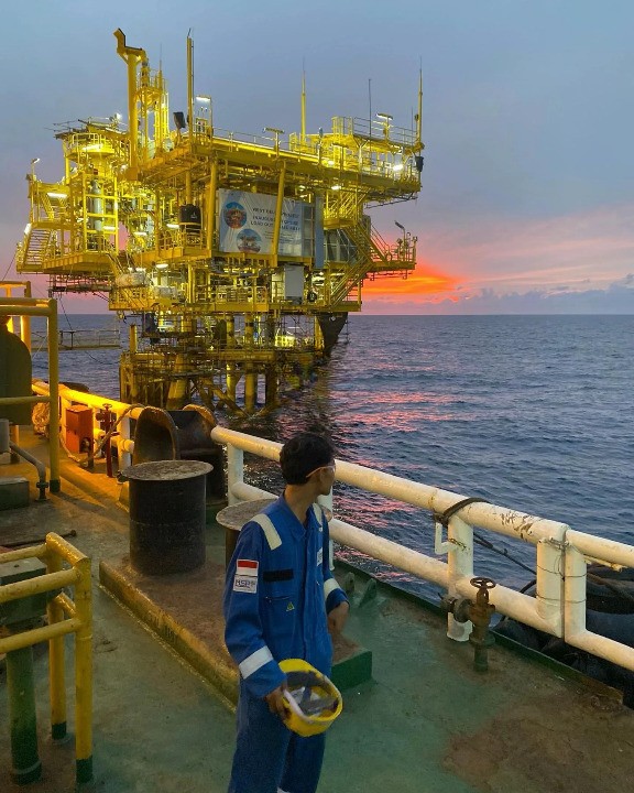 Teman Lelaki Fara Rupanya Kerja ‘Offshore’, Sudah Siap Belikan Baju Raya & Tiket