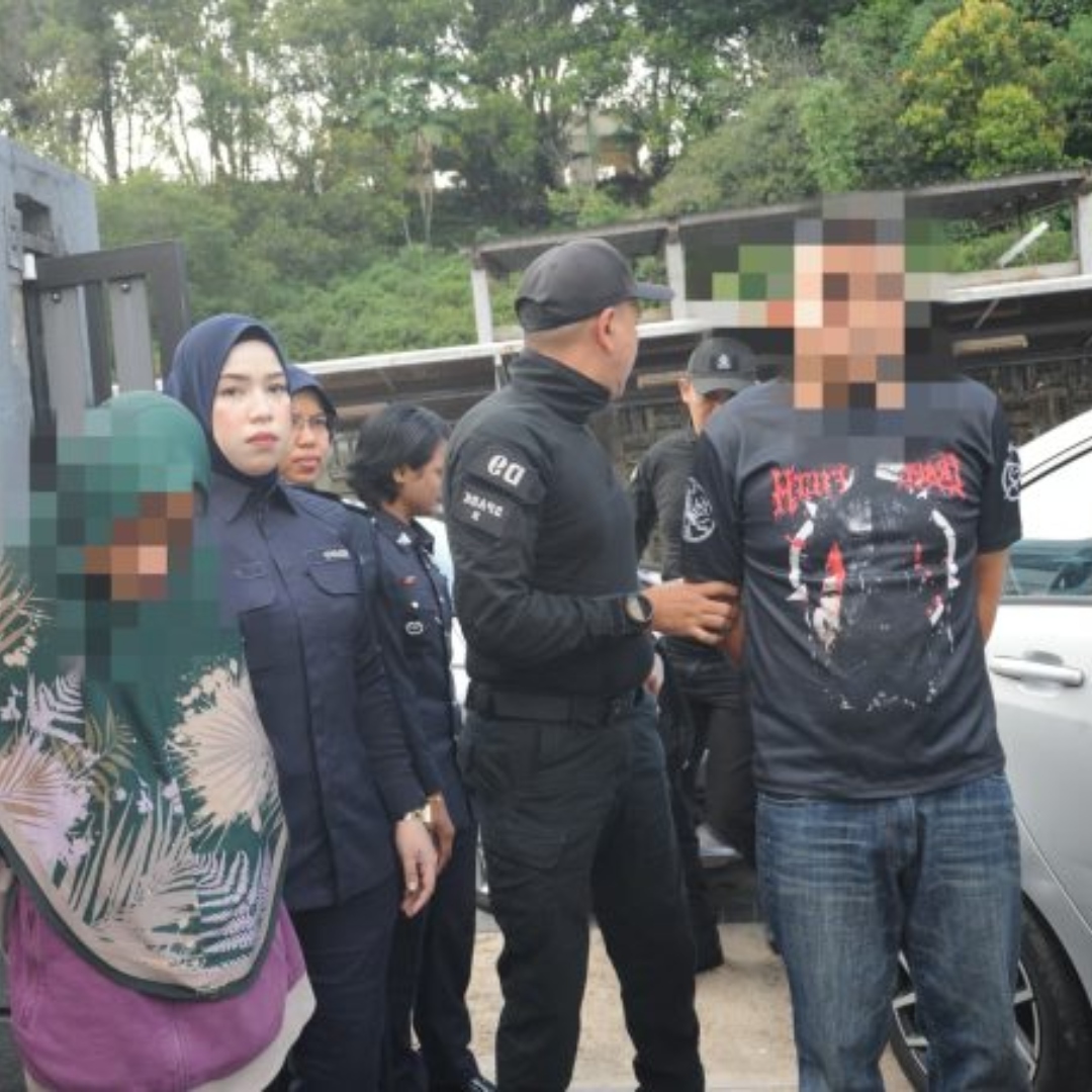 Bapa Sentuh Anak Kandung, Lampiaskan Nafsu Ikut ‘Hadapan’ & ‘Belakang’