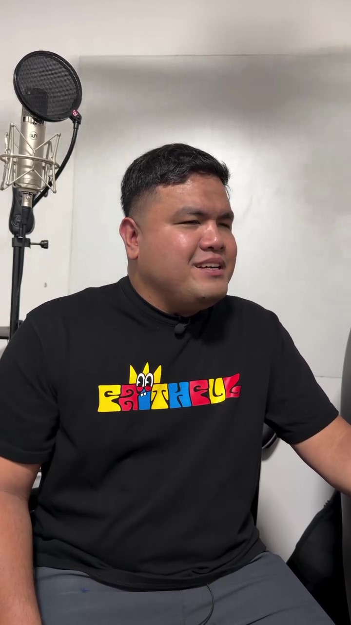 Azmi Saat Kena ‘Sound’ Dengan Staf Di Kaunter Bank, Terima Layanan Kasar