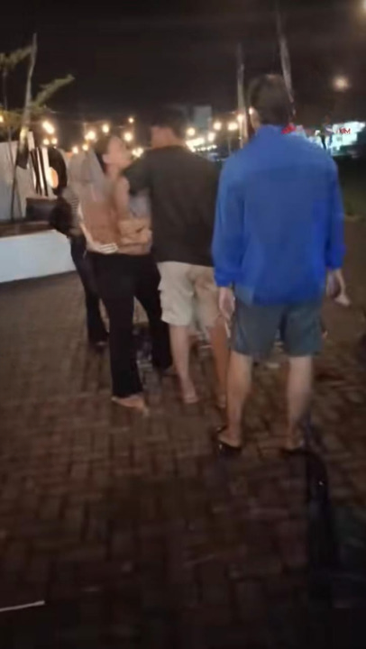 Isteri Pergi ‘Reunion Iftar’ Dengan Kawan Sekolah Tanpa Izin, Suami Naik Angin