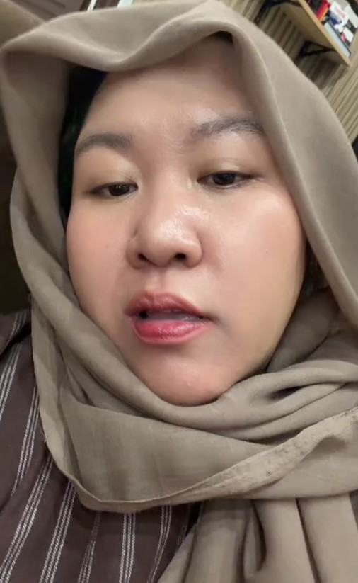 Ibu Berbelanja Di Kedai Makeup, Anak Perempuan Dicubit “Bawah” Oleh Budak Lelaki