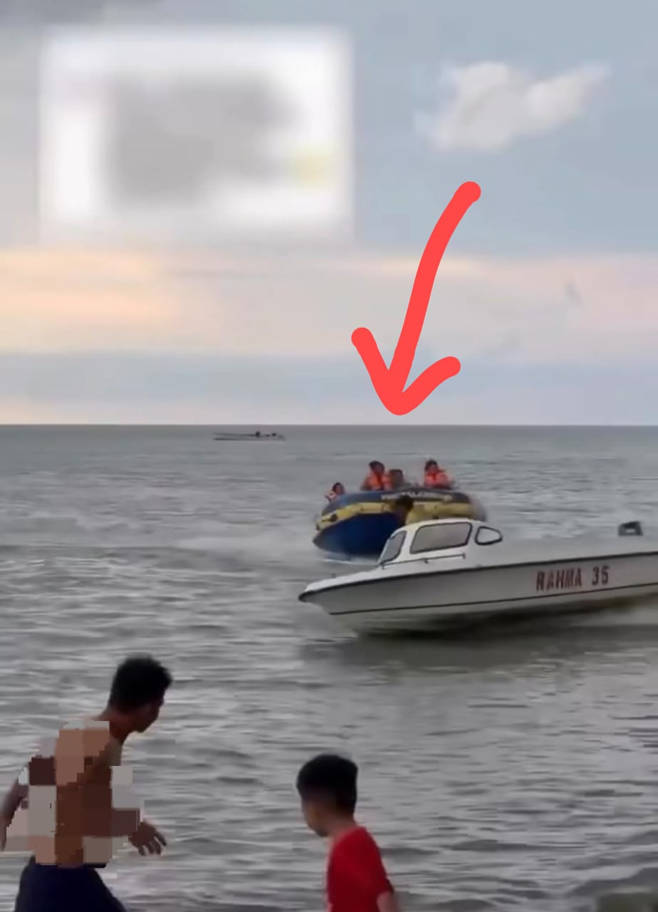 Banana Boat Salah “Konar”, Pelancong Terpelanting Ke Pasir Pantai, Hempap Budak