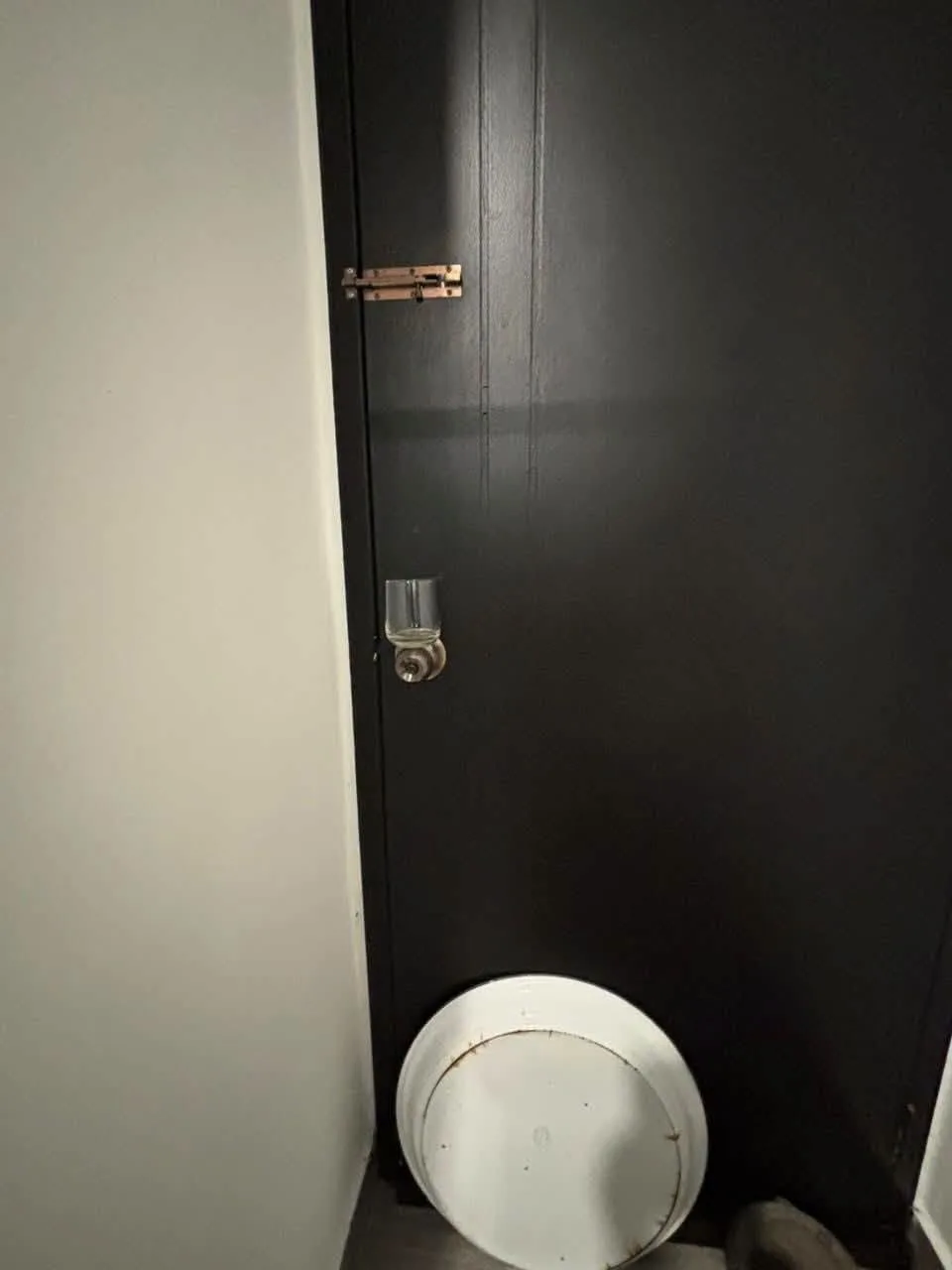 Plot Twist Rumah Dimasuki Pencuri! Rupanya Hanya Cawan Jatuh Dari Tombol Pintu