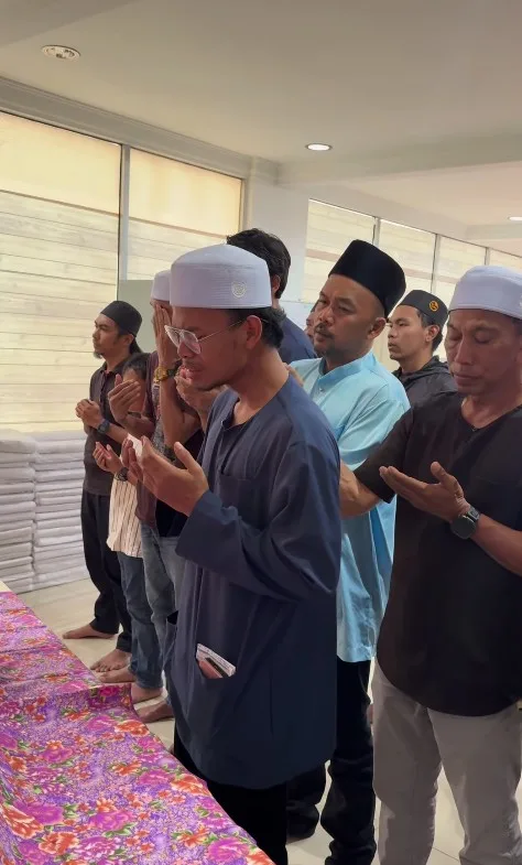 Mulanya Cuma Demam Biasa, Muntah Depan Klinik, Anak 11 Tahun Meninggal Dunia