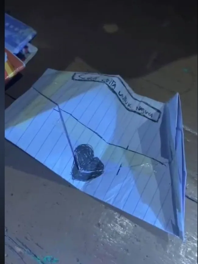 Pelajar 15 Tahun Tamat Hayat Diri Dalam Masjid, Tinggal Surat Cinta Untuk Najwa