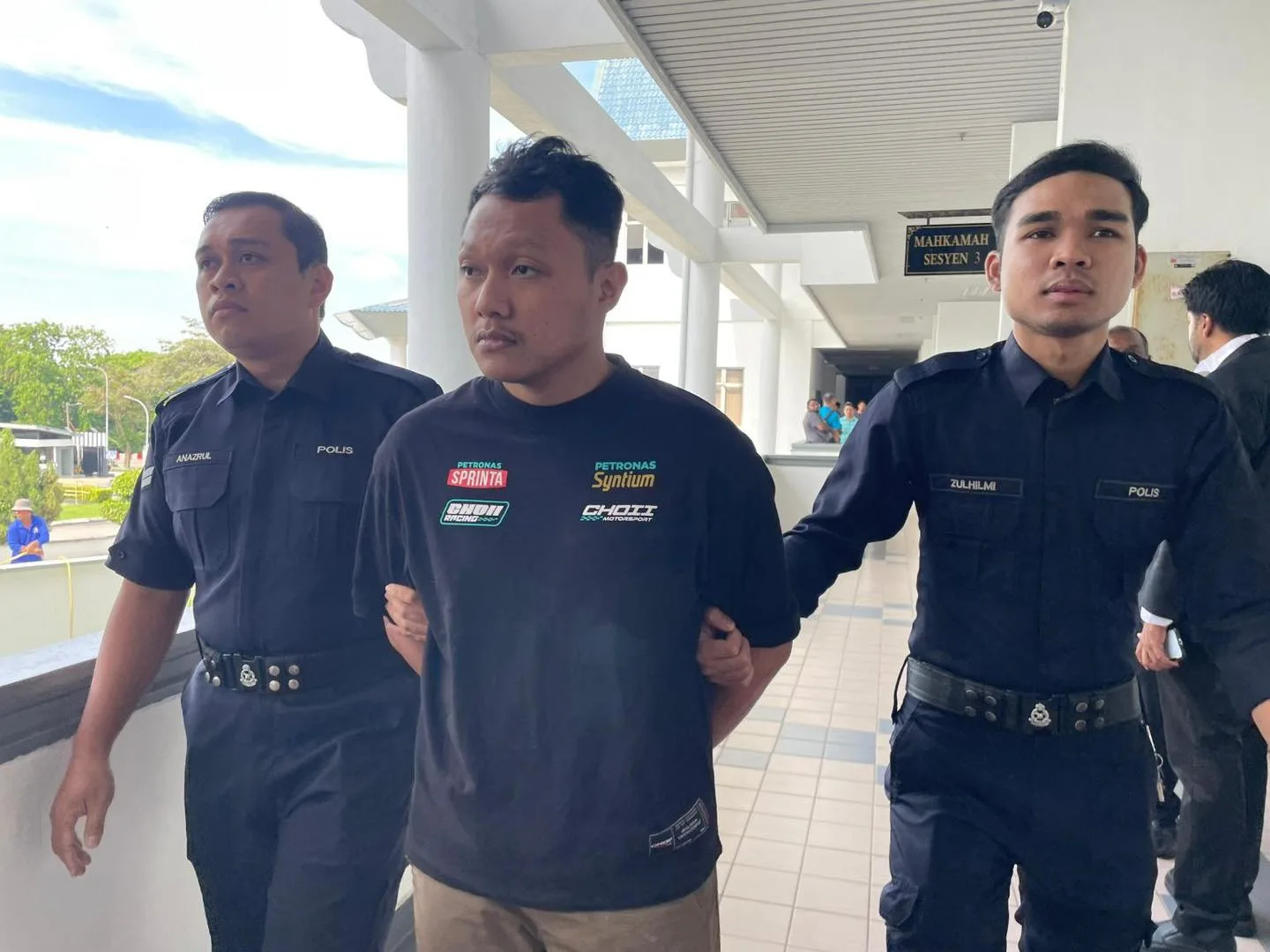 Kaki Anak 10 Bulan Terkena Waktu Tidur, Bapa Melenting, Gigit & Bertindak Kasar