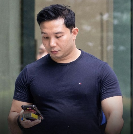 Lelaki Sorok Kamera Mini Dalam Pewangi Tandas, Rakam 5 Kawan Sekerja Buang Air