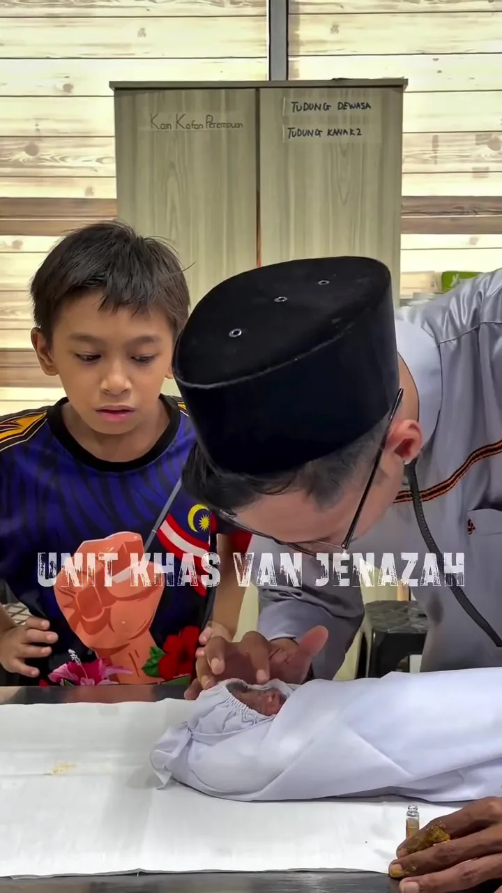 Anak Bermain & Terkena Perut, Wanita Terberanak Di Rumah, Bayi Meninggal Dunia
