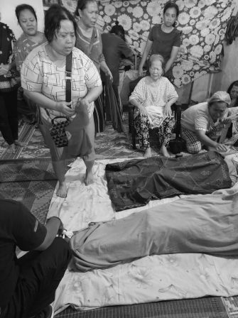Rumah Blackout, Suami Isteri Tidur Dalam Kereta Alami Keracunan Gas Aircond