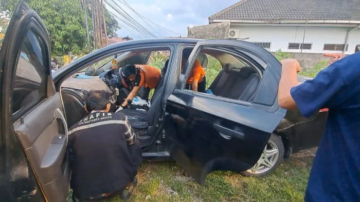 Rumah Blackout, Suami Isteri Tidur Dalam Kereta Alami Keracunan Gas Aircond