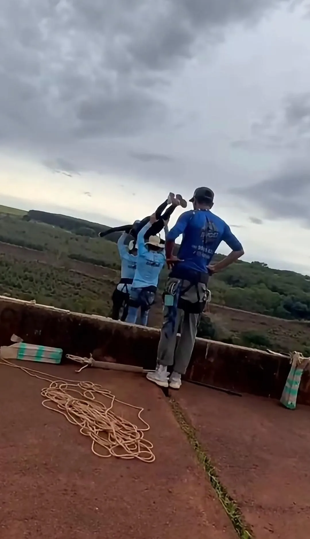 Pekerja Bungee Jumping Terlupa Pasang Tali, Wanita Meninggal Sejurus Dicampak
