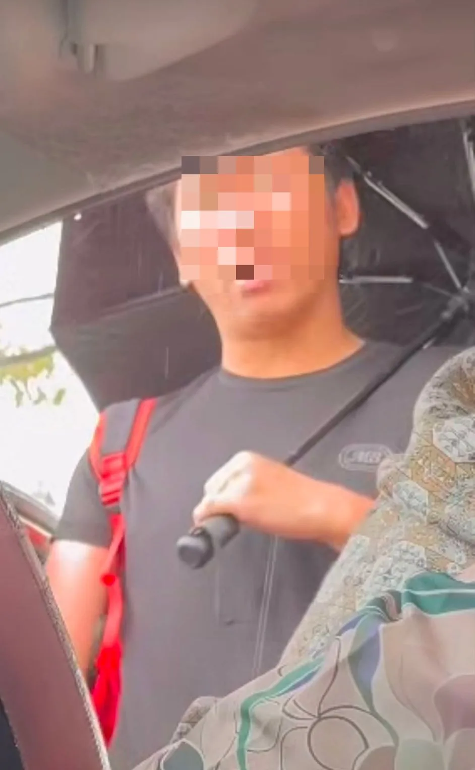 Lelaki ‘Debik’ Muka Bekas Isteri Kerana Kereta Rosak, Tak Hirau Anak Di Pangkuan