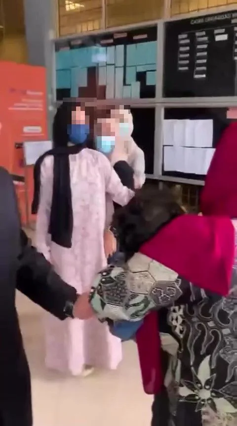 Tular Video Ahli Keluarga Pemandu Jazz Tinggi Suara Dengan Waris Remaja