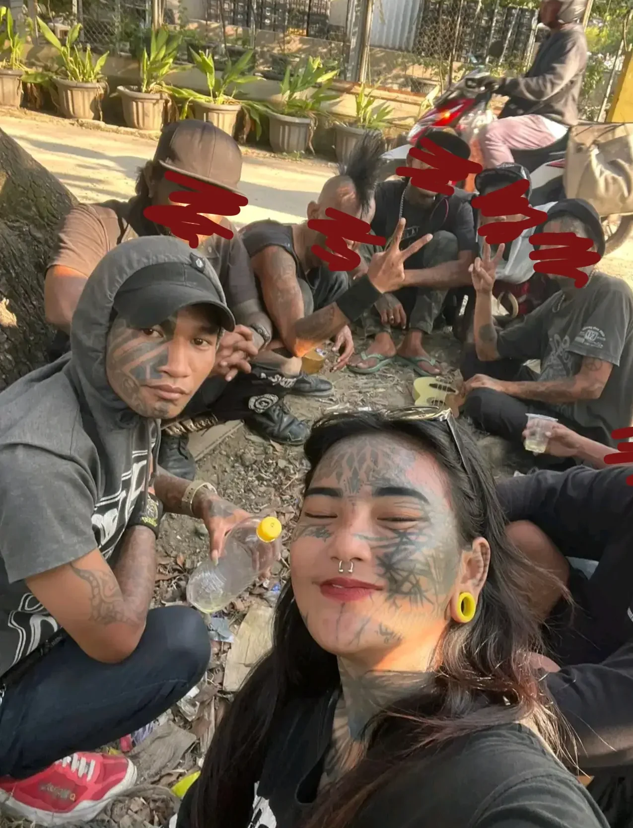 2 Lelaki Punk Dipercayai ‘Berebut’ Mondy Tatoo, Seorang Meninggal Dunia