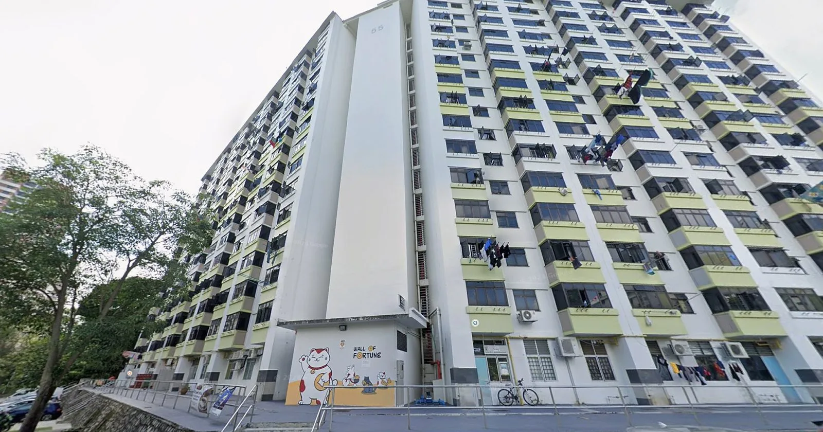 Blok 55 Lengkok Bahru tempat kejadian berlaku