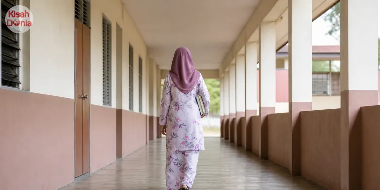Cikgu Terkedu, Murid Dedah Mak Sendiri Ajar Dia Mencarut Setiap Hari