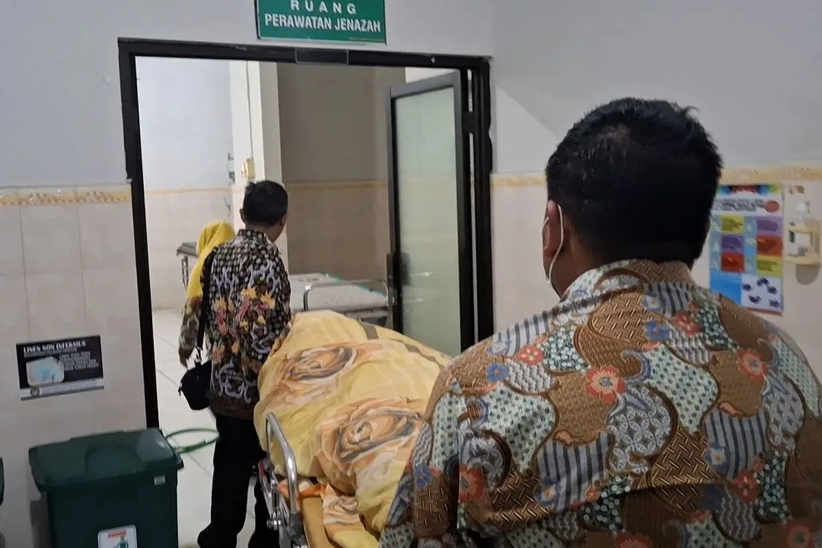 Bertekak Lepas 2X Berhubungan Badan, Gadis Dianiaya, Leher Dililit Seluar Jeans