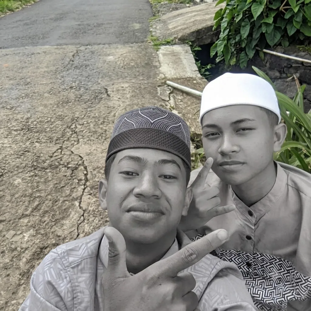 Pergi Hiking & Hilang 12 Hari, 2 Sahabat Ditemui Reput Dalam Jurang 284 Kaki