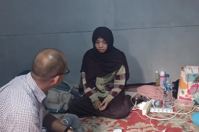 Berkenalan Di Tempat Bekam, Gadis Dilarikan Bekas Teman Lelaki, Enggan Berjauhan