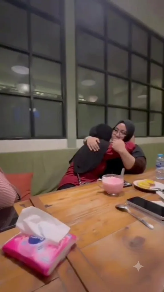 Tertidur Saat Breastfeeding, Suami Curi Ambil Gambar, Kongsi Dengan Lelaki Lain