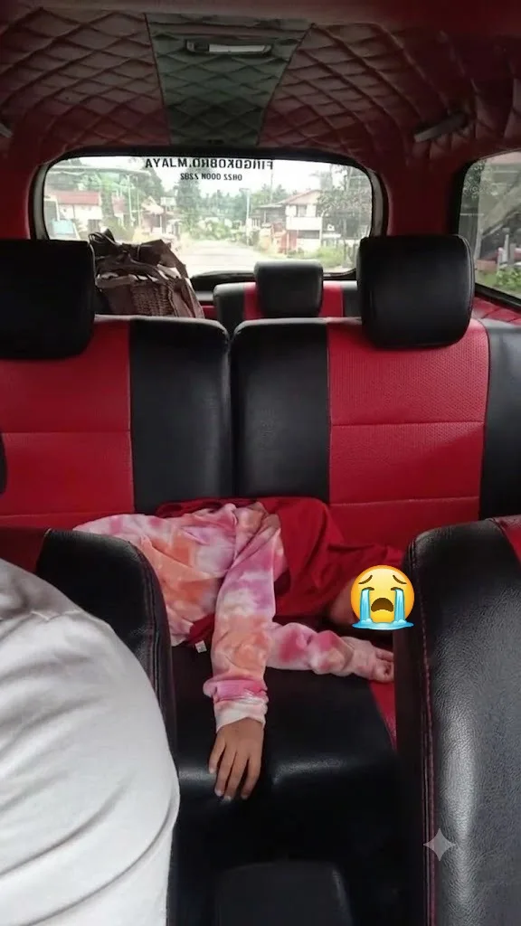 Ibu Kahwin Baru, Anak Disuruh Naik Kereta Sendirian Berpindah Hidup Dengan Bapa