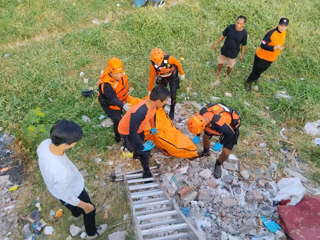 Ajak Getback Tapi Ditolak, Pemuda Buang Kunci Motor Ke Sungai, Dibawa Arus Deras