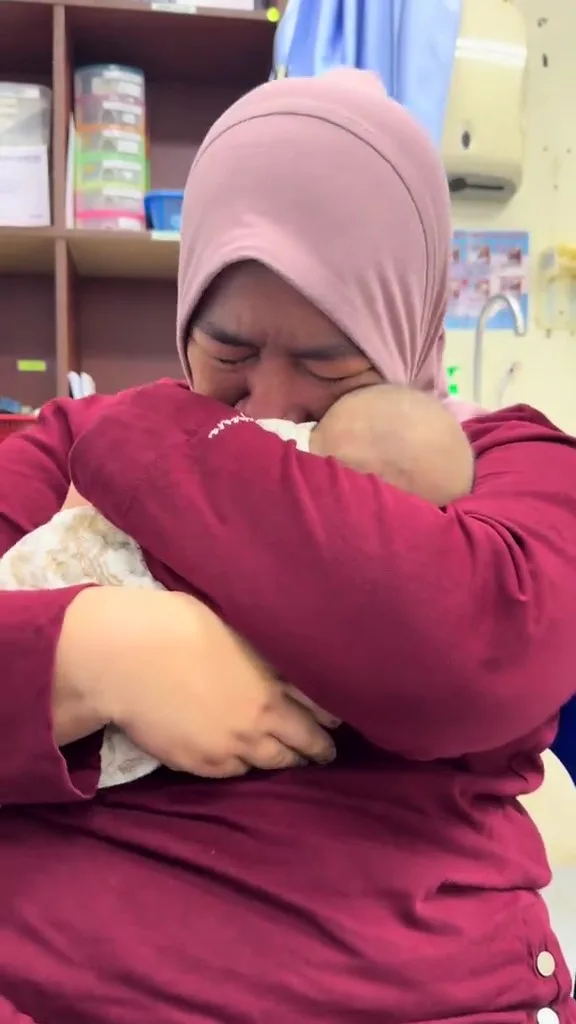 Bayi 49 Hari Tersedak Susu, Tangisan Ibu Ratapi Pemergian Zuriat Tersayang