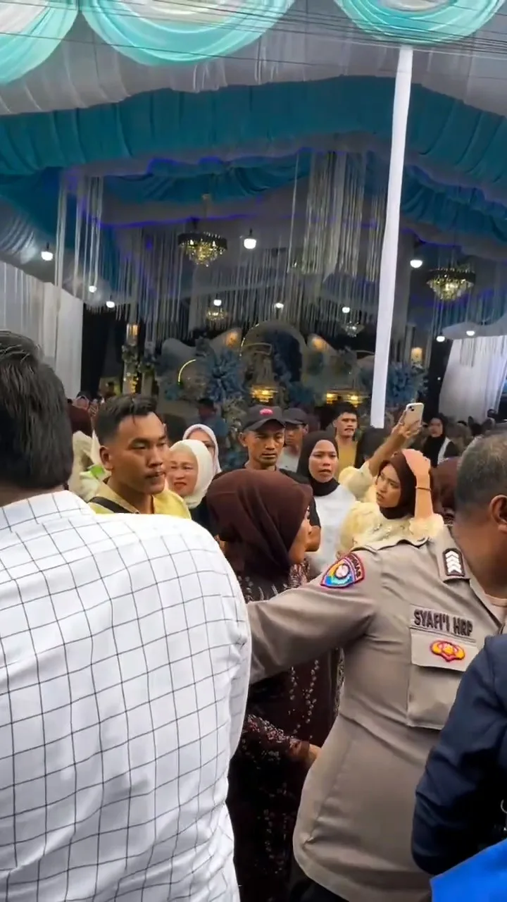 Isteri Diabaikan 3 Tahun Tanpa Nafkah, Bawa Peguam Terjah Majlis Kahwin Suami