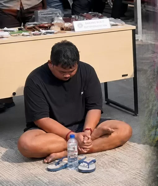 [VIDEO] Ketua Pengedar Narkotik “Bos Gendut” Dicekup Ketika Rawatan Sedut Lemak