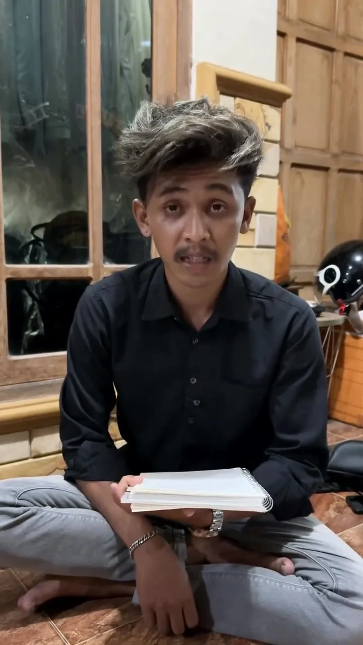 Jurugambar Kantoi Rakam MUA Sedang Mandi, 700 Video Wanita Dalam Hidden Folders!
