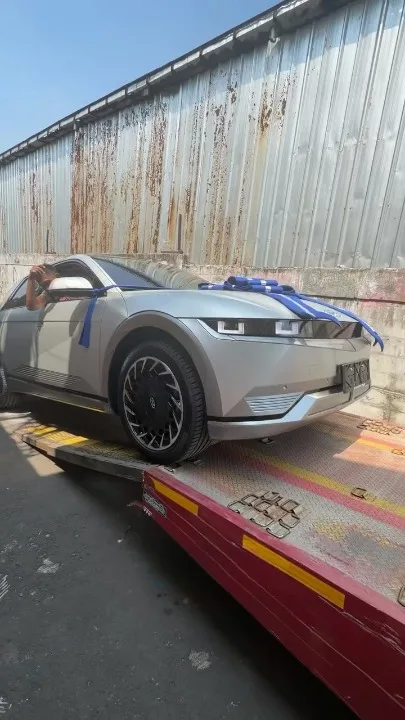 Influencer Beli Kereta EV Cash, Rosak Sana Sini, Dimarah Balik Lepas Complained