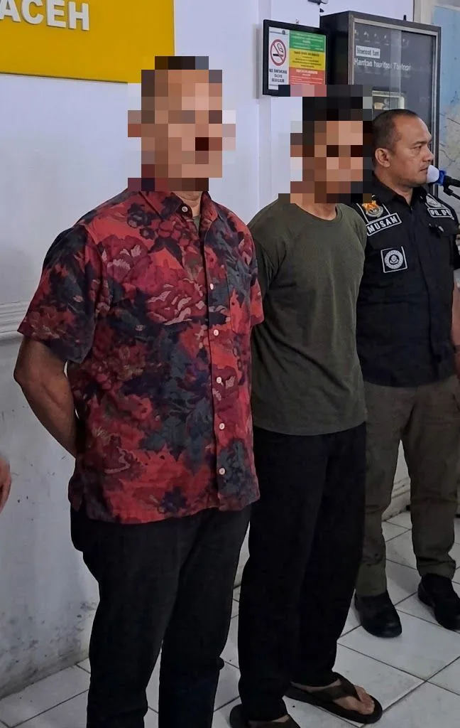 Penjawat Awat Dicekup Berduaan Dalam Bilik Dengan Pelajar, Tilam Lipat Ditemui
